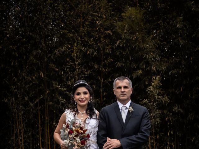 O casamento de Leandro  e Dafny  em Colombo, Paraná 23