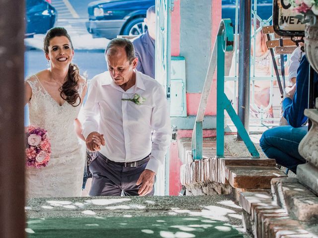 O casamento de Thiago e Daniele em São Paulo 34