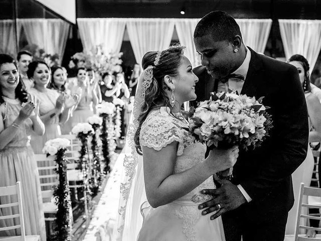 O casamento de Vanessa e Paulo em Itapema, Santa Catarina 2