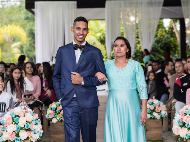 O casamento de Adilson e Marina em Suzano, São Paulo 30