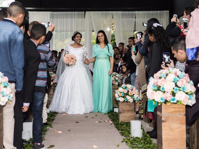 O casamento de Adilson e Marina em Suzano, São Paulo 43