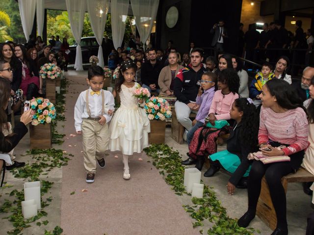 O casamento de Adilson e Marina em Suzano, São Paulo 55