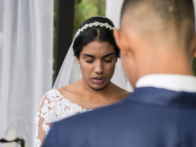 O casamento de Adilson e Marina em Suzano, São Paulo 61