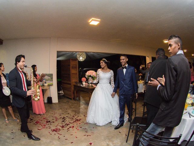 O casamento de Adilson e Marina em Suzano, São Paulo 74