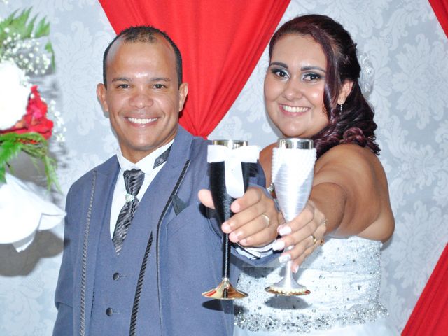 O casamento de Rômulo e Stefanni em Carapicuíba, São Paulo Estado 16