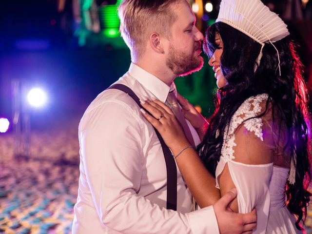 O casamento de Jukka e Thaline em Alter do Chão, Pará 59