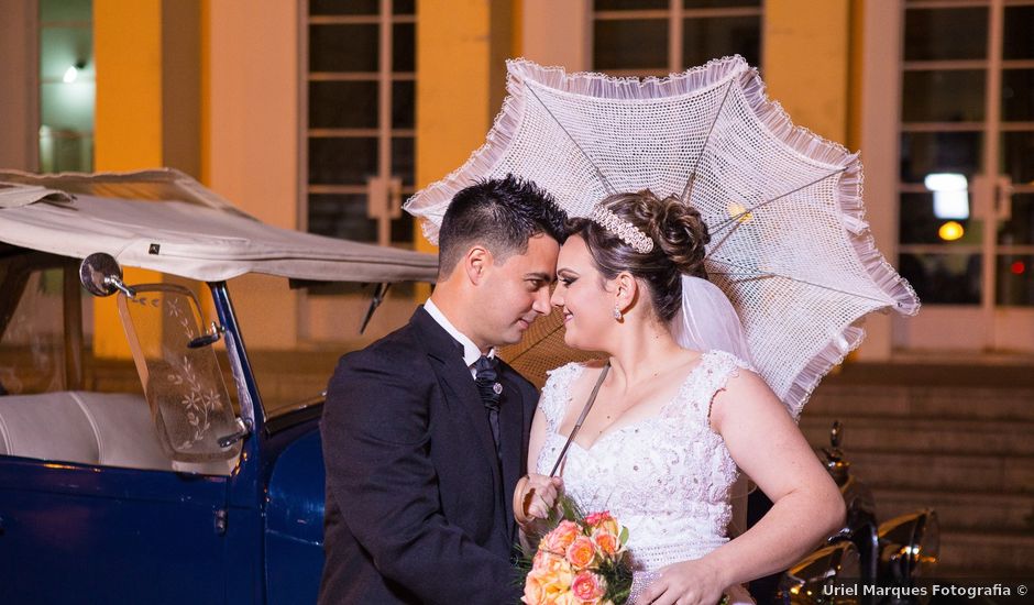 O casamento de Paulo e Karine em Curitiba, Paraná