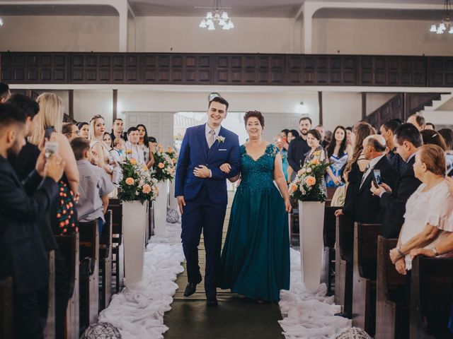 O casamento de Ricardo e Franciele em Joinville, Santa Catarina 38
