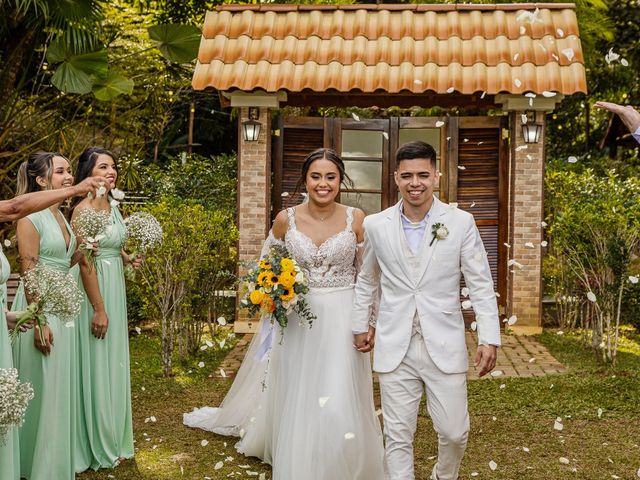 O casamento de Marlon e Natasha em Mairiporã, São Paulo Estado 56