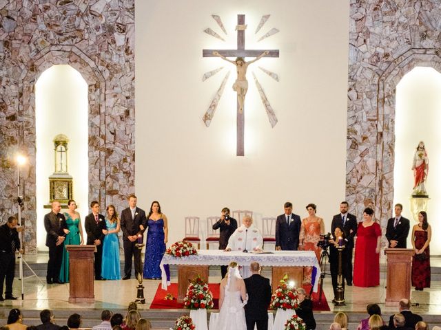 O casamento de Cassiano e Daniela em Caxias do Sul, Rio Grande do Sul 17