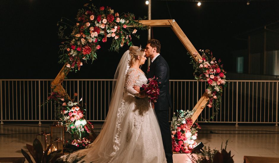 O casamento de Gunther e Jéssica em Santo Amaro da Imperatriz, Santa Catarina