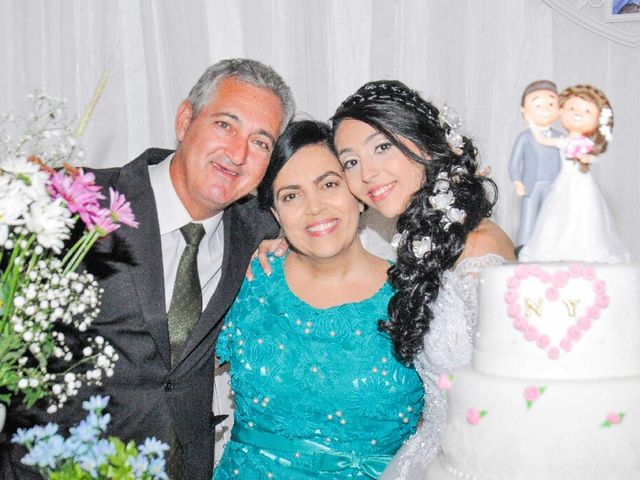 O casamento de Yuri Vieira Silva e Nayara Moraes Bueno Vieira em Aparecida de Goiânia, Goiás 12