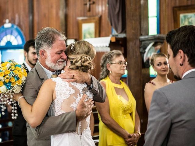 O casamento de Solange e Jordan  em São João do Oeste, Santa Catarina 25
