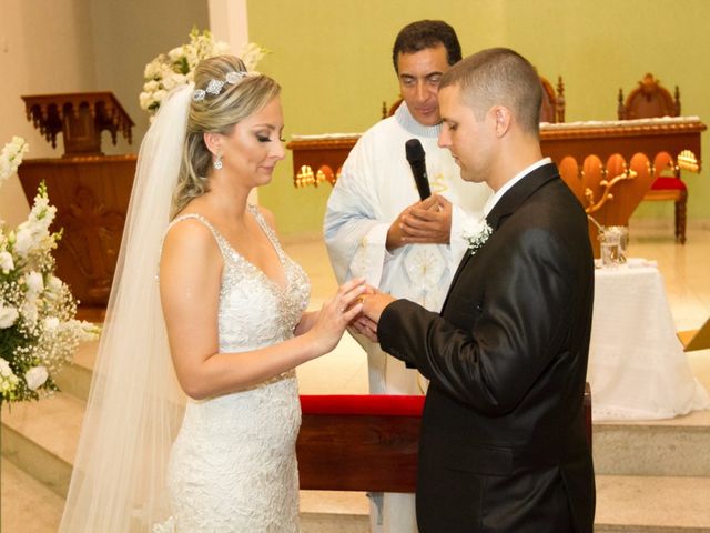 O casamento de Henrique e Camila em Belo Horizonte, Minas Gerais 9