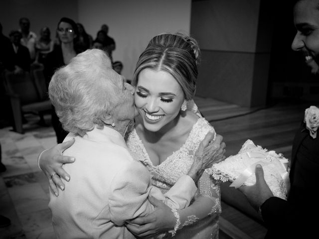 O casamento de Vitor e Bárbara em Belo Horizonte, Minas Gerais 23