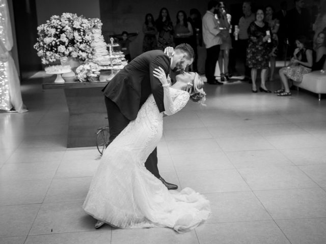 O casamento de Vitor e Bárbara em Belo Horizonte, Minas Gerais 38