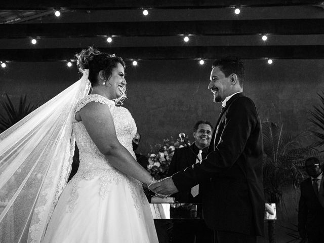 O casamento de Amanda e Luciano em Suzano, São Paulo 24