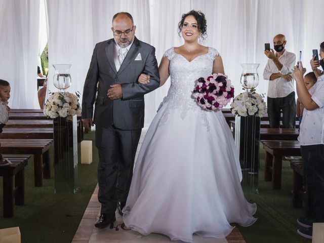 O casamento de Amanda e Luciano em Suzano, São Paulo 22