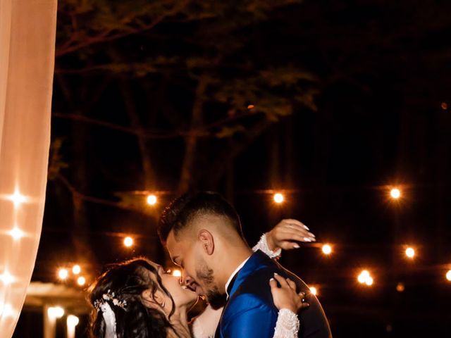 O casamento de Thaylon  e Jennifer em Mairiporã, São Paulo Estado 4