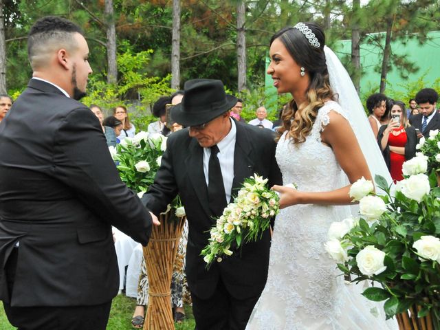 O casamento de Cleber e Naara em Franco da Rocha, São Paulo Estado 21