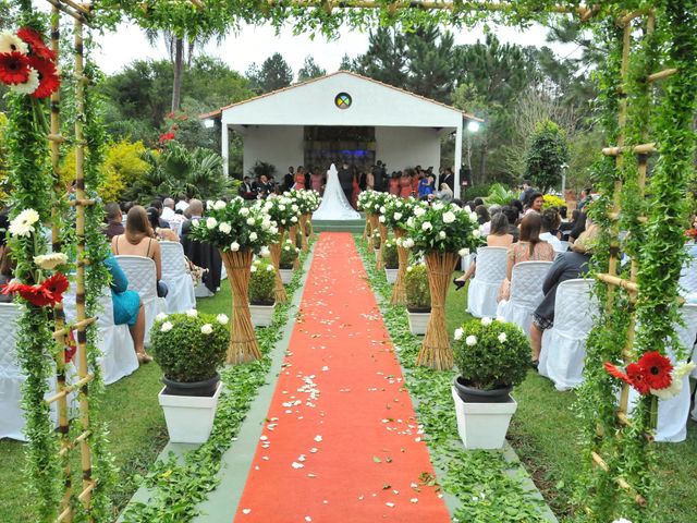 O casamento de Cleber e Naara em Franco da Rocha, São Paulo Estado 22