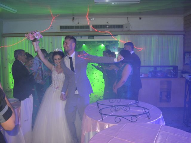 O casamento de André e Suzy em São João, Paraná 24