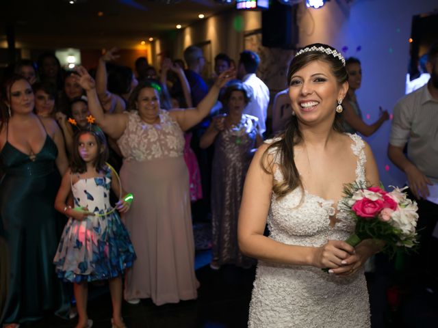 O casamento de Lucas e Juliane em Belo Horizonte, Minas Gerais 99