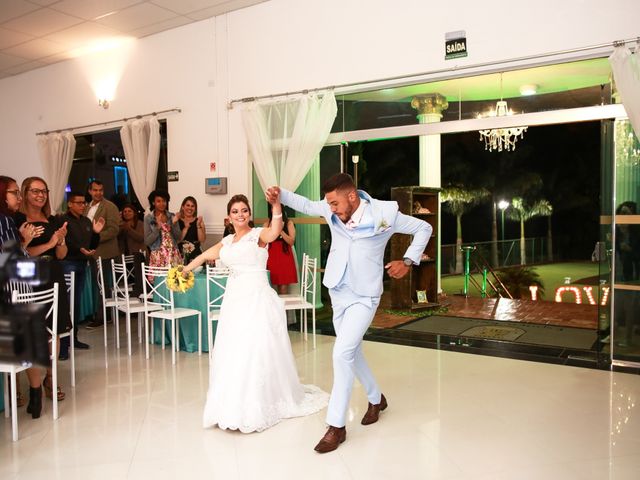 O casamento de Carlos e Daiane em Poá, São Paulo Estado 27