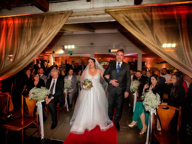 O casamento de Rafael e Adriane em Porto Alegre, Rio Grande do Sul 7