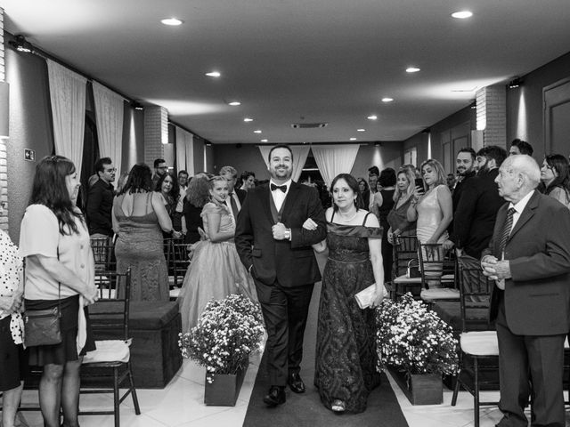 O casamento de Rafael e Viviane em São Paulo 20