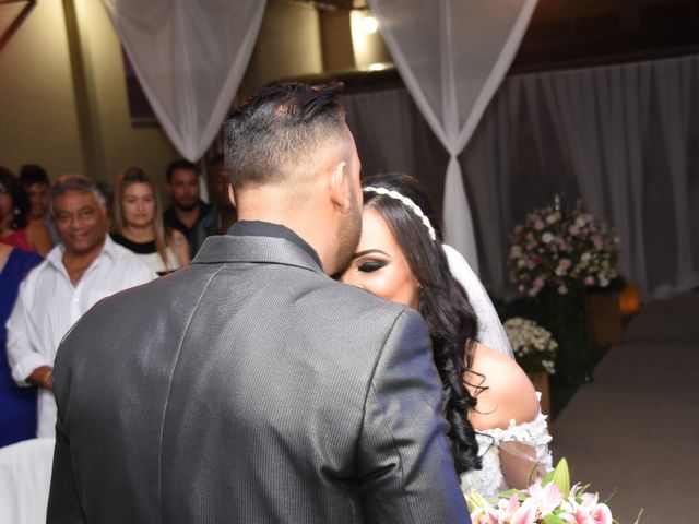 O casamento de Everton e Adriana em Alfenas, Minas Gerais 51