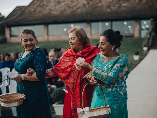 O casamento de Crystian e Amanda em Curitiba, Paraná 18