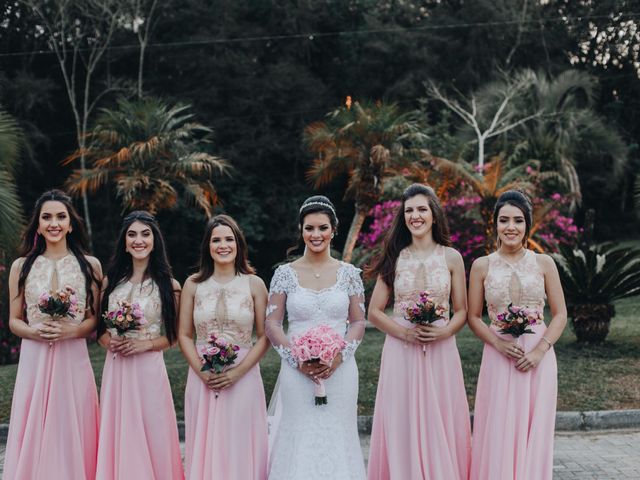 O casamento de Crystian e Amanda em Curitiba, Paraná 37
