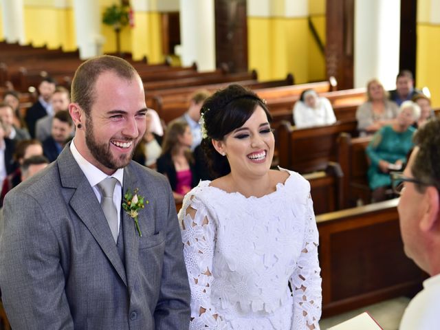 O casamento de Jonathan e Jessica em São Bento do Sul, Santa Catarina 43