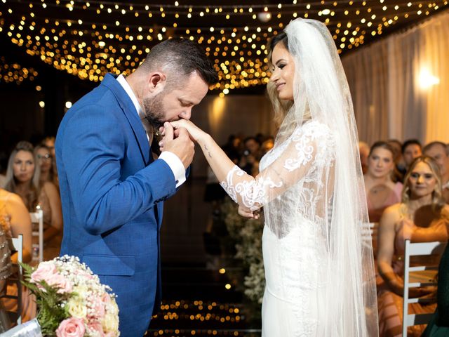 O casamento de Carlos e Keila em Itapema, Santa Catarina 2