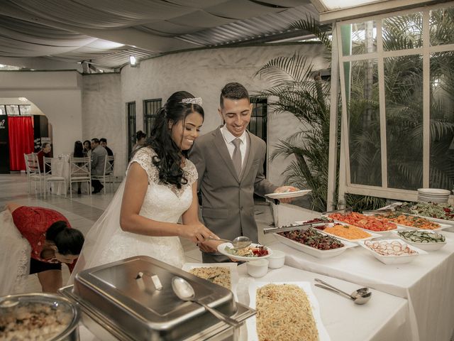 O casamento de Samuel e Rafaela em Poá, São Paulo Estado 87