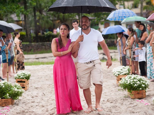 O casamento de Rodrigo e Daly em Maresias, São Paulo Estado 61