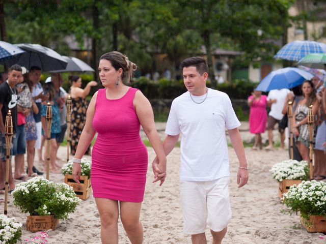 O casamento de Rodrigo e Daly em Maresias, São Paulo Estado 76