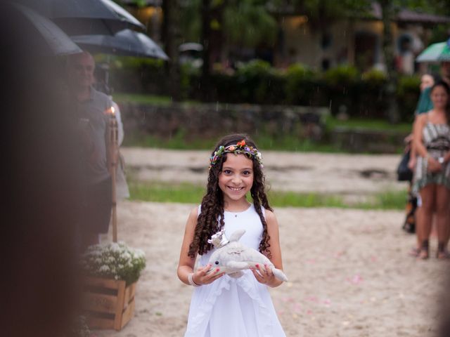 O casamento de Rodrigo e Daly em Maresias, São Paulo Estado 145