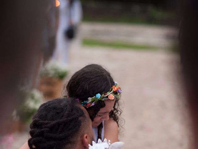 O casamento de Rodrigo e Daly em Maresias, São Paulo Estado 148