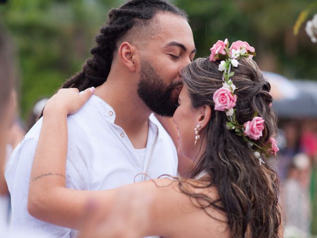 O casamento de Rodrigo e Daly em Maresias, São Paulo Estado 174