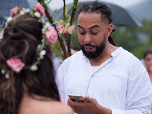 O casamento de Rodrigo e Daly em Maresias, São Paulo Estado 180