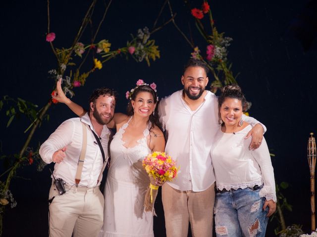 O casamento de Rodrigo e Daly em Maresias, São Paulo Estado 252