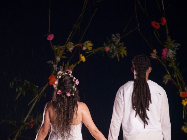 O casamento de Rodrigo e Daly em Maresias, São Paulo Estado 254