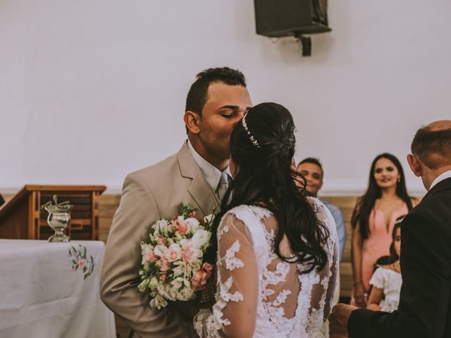 O casamento de Oziel e Luísa em Fortim, Ceará 18