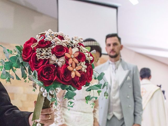 O casamento de Fernando e Ana  em Joinville, Santa Catarina 13