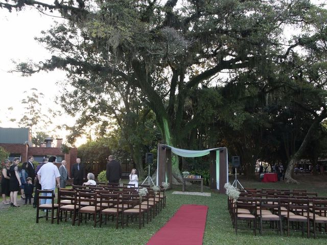 O casamento de Fernando e Caroline em Canoas, Rio Grande do Sul 28