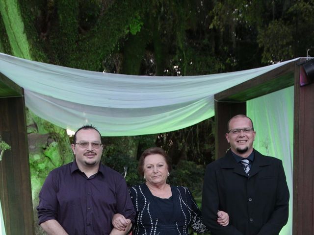 O casamento de Fernando e Caroline em Canoas, Rio Grande do Sul 30