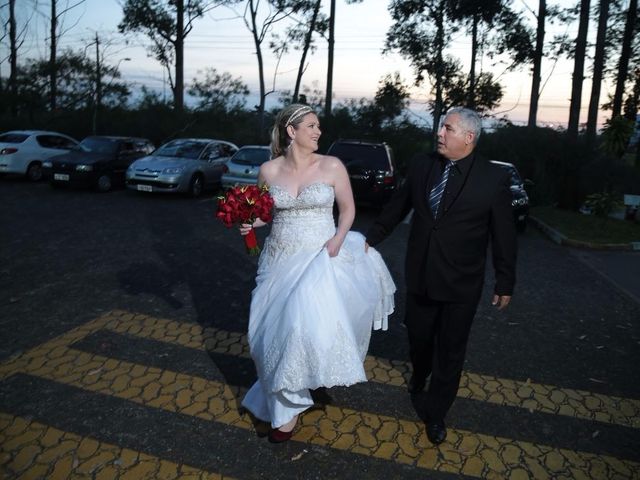 O casamento de Fernando e Caroline em Canoas, Rio Grande do Sul 36