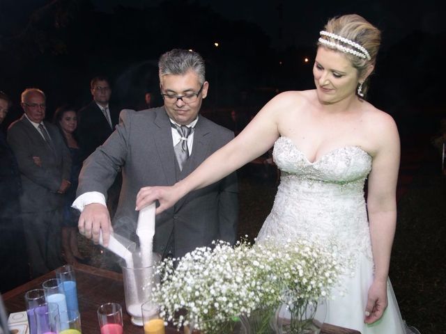O casamento de Fernando e Caroline em Canoas, Rio Grande do Sul 45